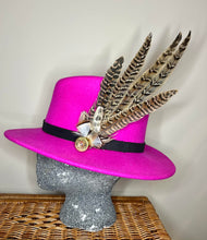 Load image into Gallery viewer, Large Feather Hat Pin
