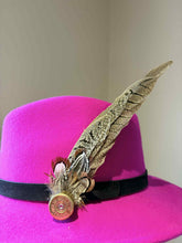 Load image into Gallery viewer, Medium Feather Hat Pin