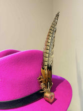 Load image into Gallery viewer, Large Feather Hat Pin