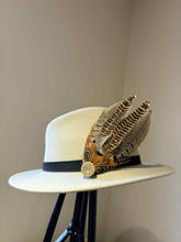 Load image into Gallery viewer, Large Feather Hat Pin
