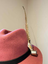 Load image into Gallery viewer, Medium Feather Hat Pin