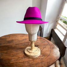 Load image into Gallery viewer, Fuchsia classic fedora