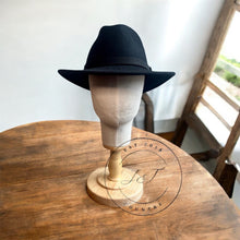 Load image into Gallery viewer, Black Classic Fedora
