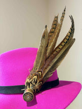 Load image into Gallery viewer, Large Feather Hat Pin
