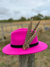 Load image into Gallery viewer, Peacock Feather Hat pin
