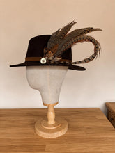 Load image into Gallery viewer, Large Feather Hat Pin
