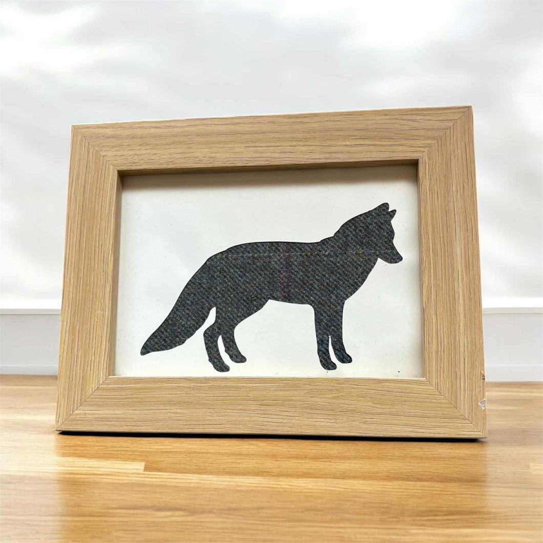 Tweed Fox Silhouette