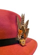 Load image into Gallery viewer, Medium Feather Hat Pin
