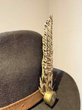 Load image into Gallery viewer, Medium Feather Hat Pin
