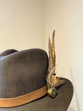 Load image into Gallery viewer, Large Feather Hat Pin
