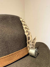 Load image into Gallery viewer, Small Feather Hat Pin
