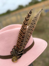 Load image into Gallery viewer, Medium Feather Hat Pin
