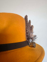 Load image into Gallery viewer, Medium Feather Hat Pin
