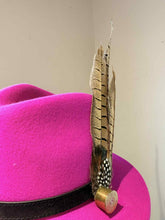 Load image into Gallery viewer, Large Feather Hat Pin
